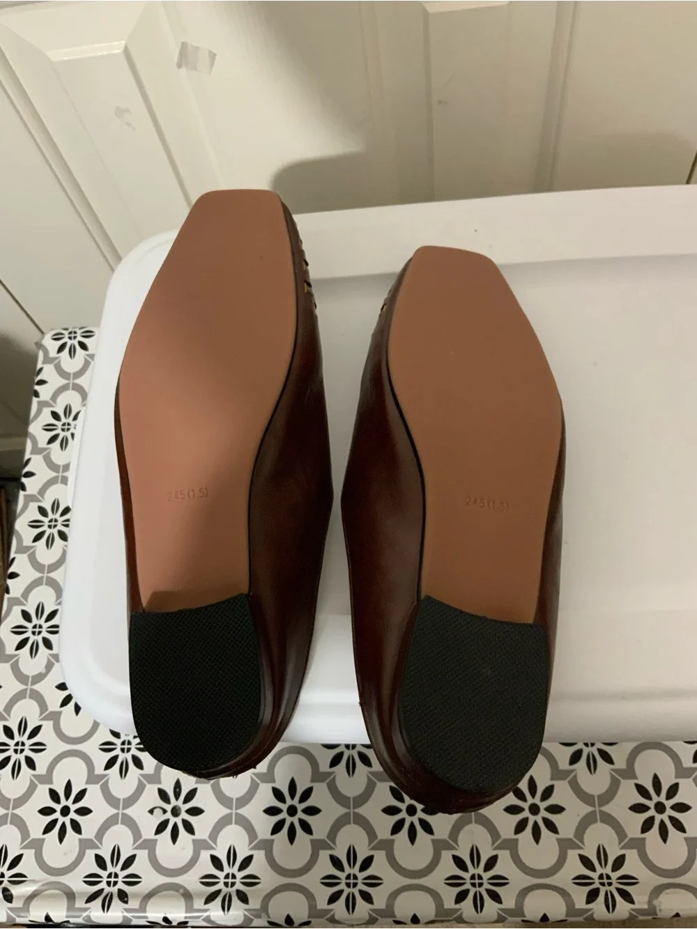 NWOT Women’s Genuine Leather Mules – Chic Slip-On Loafers